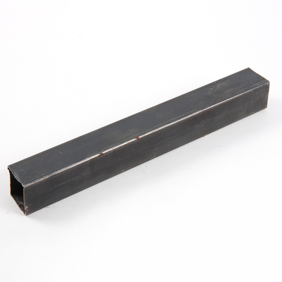 Q345 ब्लैक गैल्वनाइज्ड स्टील ट्यूब स्क्वायर पाइप 4x4 14mm